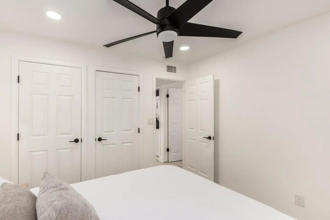 Modern-Industrial Old Town Condo Wpool, & Wd Scottsdale Nyaraló