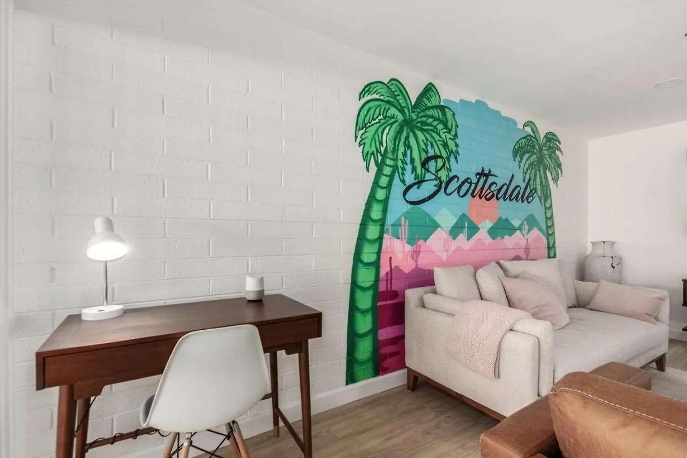 Modern-Industrial Old Town Condo Wpool, & Wd Scottsdale Nyaraló